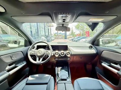 Mercedes-Benz GLA 2023, 20000 км, за 20570.53 USD - фото 23
