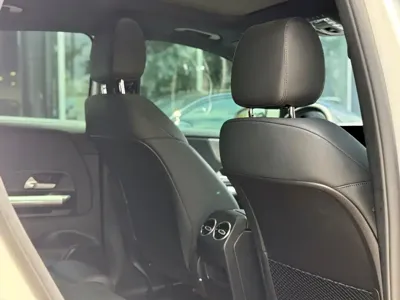 Mercedes-Benz GLA 2023, 20000 км, за 20570.53 USD - фото 26