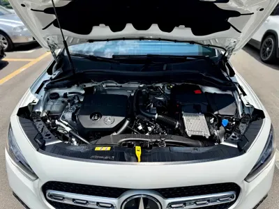 Mercedes-Benz GLA 2023, 20000 км, за 20570.53 USD - фото 31