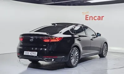 Kia K7 2016, 112306 км, за 7800.11 USD