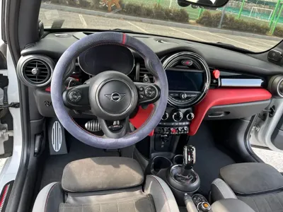 MINI Cooper 2021, 49500 км, за 14886.56 USD - фото 6