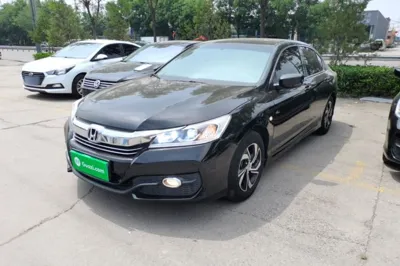 Honda Accord · 2016 год