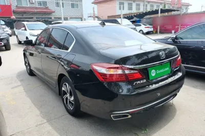 Honda Accord 2016, 121199 км, за 11777 USD