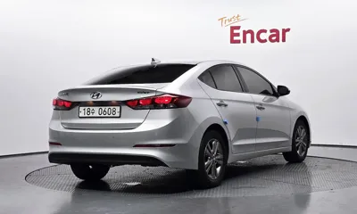Hyundai Avante 2016, 149555 км, за 4355.46 USD