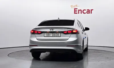Hyundai Avante 2016, 149555 км, за 4355.46 USD