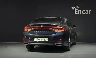 Hyundai Grandeur 2017, 56677 км, за 10627.54 USD