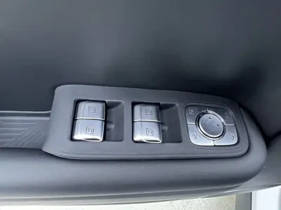 Li Auto Li L7 2024, 32000 км, за 29281.36 USD - фото 29