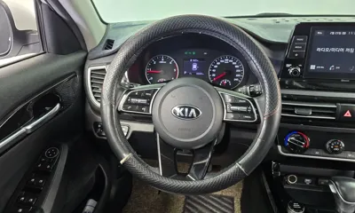 Kia Seltos 2020, 155452 км, за 8198.77 USD - фото 13