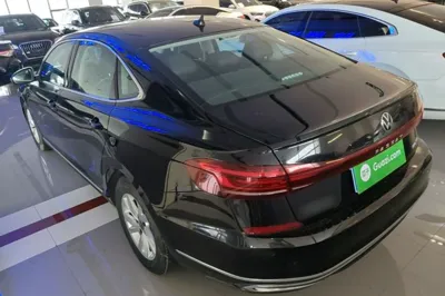 Volkswagen Passat 2024, 34000 км, за 16191 USD