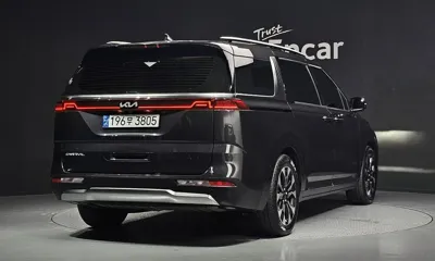 Kia Canival 2023, 32559 км, за 23387.63 USD