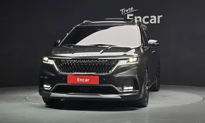 Kia Canival 2023, 32559 км, за 23387.63 USD