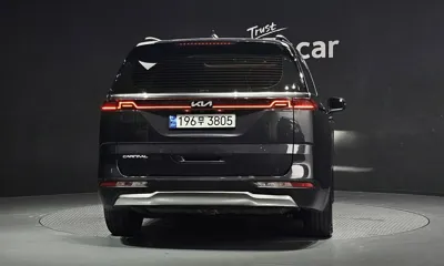 Kia Canival 2023, 32559 км, за 23387.63 USD
