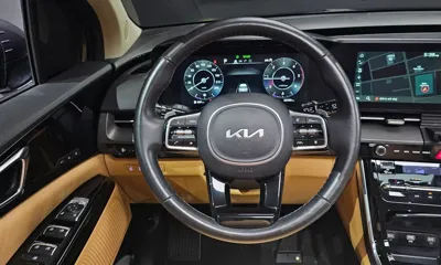 Kia Canival 2023, 32559 км, за 23387.63 USD - фото 13