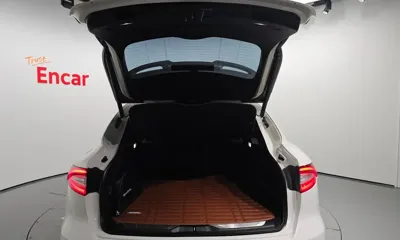 Maserati Levante 2021, 39891 км, за 57475.02 USD - фото 20