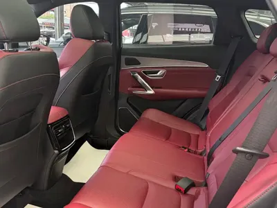 Jetour X70 Plus 2022, 36000 км, за 12641.99 USD - фото 8