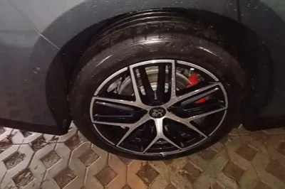BYD Han L 2025, 2500 км, за 30127 USD - фото 11