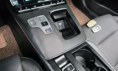 Hyundai Grandeur 2023, 73750 км, за 15562.93 USD - фото 9