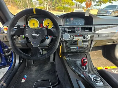 BMW M3 2012, 140923 км, за 26441.06 USD - фото 7