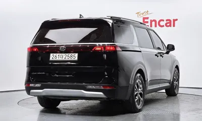 Kia Canival 2021, 120658 км, за 12890.01 USD
