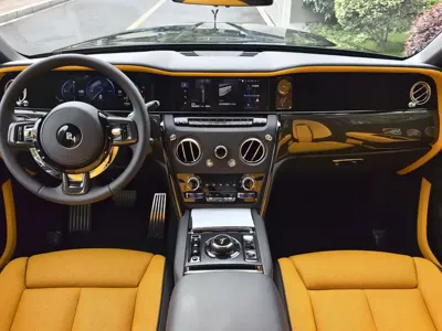 Rolls-Royce Cullinan 2026, 700 км, за 1270651.73 USD - фото 8