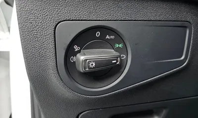Volkswagen Tiguan 2022, 101651 км, за 20716.62 USD - фото 30