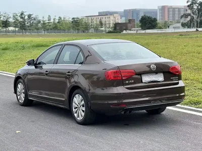 Volkswagen Sagitar 2016, 110000 км, за 4175.92 USD