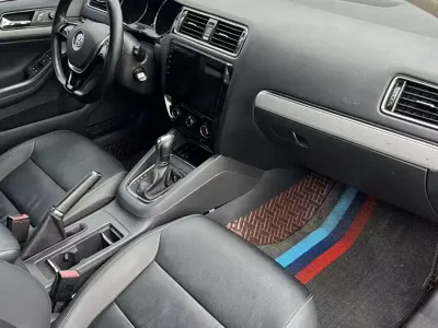 Volkswagen Sagitar 2016, 110000 км, за 4175.92 USD - фото 9