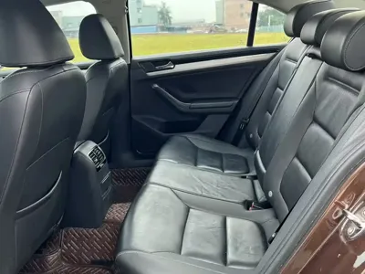 Volkswagen Sagitar 2016, 110000 км, за 4175.92 USD - фото 12