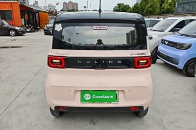 Wuling Hongguang MINIEV 2021, 27599 км, за 4911 USD
