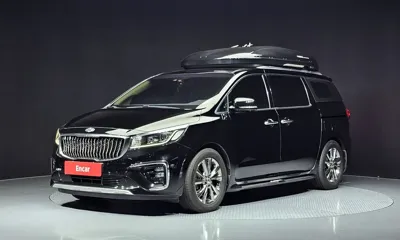 Kia Canival · 2019 год