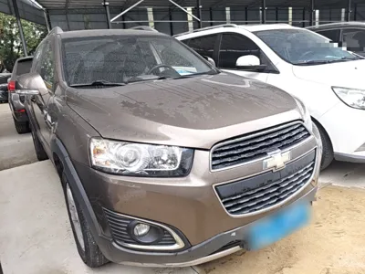 Chevrolet Captiva 2017, 128000 км, за 5680 USD