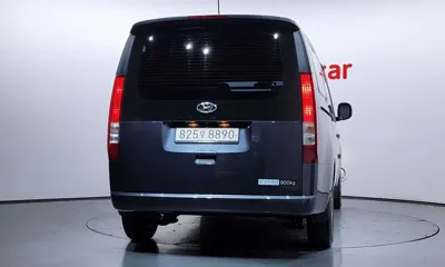 Hyundai Staria 2023, 73266 км, за 14846.64 USD