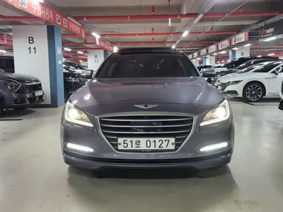 Hyundai Genesis 2016, 193411 км, за 6039.12 USD