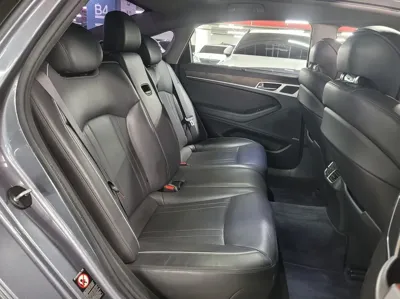 Hyundai Genesis 2016, 193411 км, за 5993.49 USD - фото 8