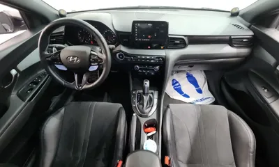 Hyundai Veloster 2021, 160397 км, за 9432.74 USD - фото 7