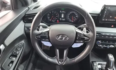 Hyundai Veloster 2021, 160397 км, за 9432.74 USD - фото 13