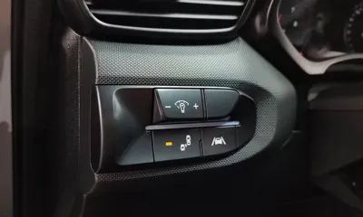 Hyundai Veloster 2021, 160397 км, за 9432.74 USD - фото 20