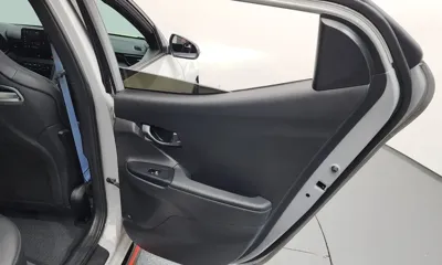 Hyundai Veloster 2021, 160397 км, за 9432.74 USD - фото 25