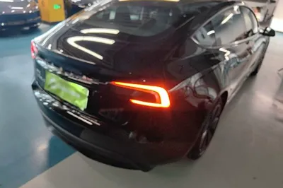 Tesla Model 3 2023, 38500 км, за 28626 USD - фото 6