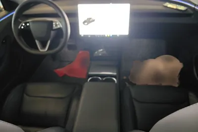 Tesla Model 3 2023, 38500 км, за 28626 USD - фото 12
