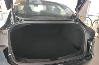 Tesla Model 3 2023, 38500 км, за 28626 USD - фото 22