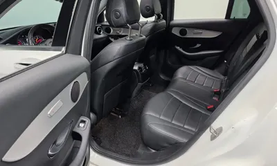 Mercedes-Benz GLC-Class 2018, 129947 км, за 15097.81 USD - фото 12