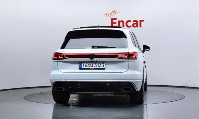 Volkswagen Touareg 2025, 19254 км, за 55939.42 USD