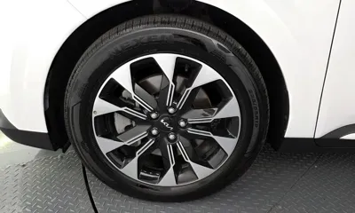 Kia Canival 2023, 41437 км, за 23112.56 USD