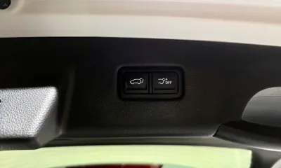 Kia Canival 2023, 41437 км, за 23112.56 USD - фото 20
