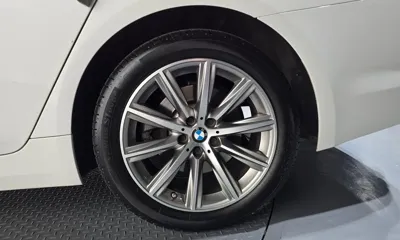 BMW 5-Series 2018, 48583 км, за 14966.52 USD - фото 21