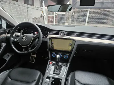 Volkswagen Arteon 2020, 127000 км, за 12046.62 USD