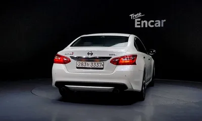 Nissan Altima 2017, 102342 км, за 3825.57 USD