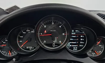 Porsche Cayenne 2016, 82356 км, за 21792.89 USD - фото 8