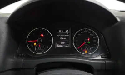Volkswagen Tiguan 2016, 162813 км, за 6830.76 USD - фото 8